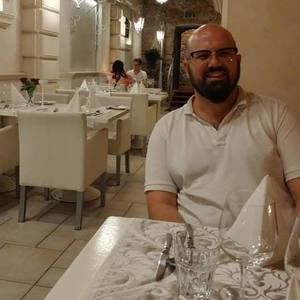 Meet your Posher, Jonathan